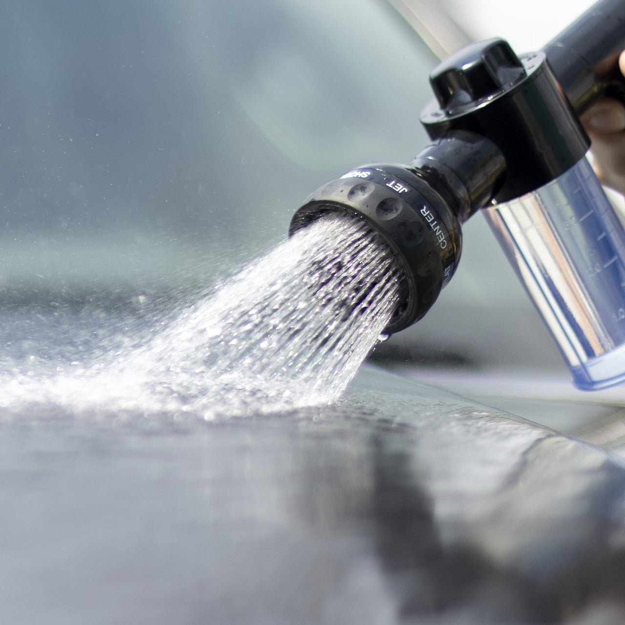 MOTIVITY High Pressure Spray Nozzle with Soap Dispenser for Car Washing, Pet Bathing, or Lawn Treatment, 8 Spray Patterns - Mi tienda