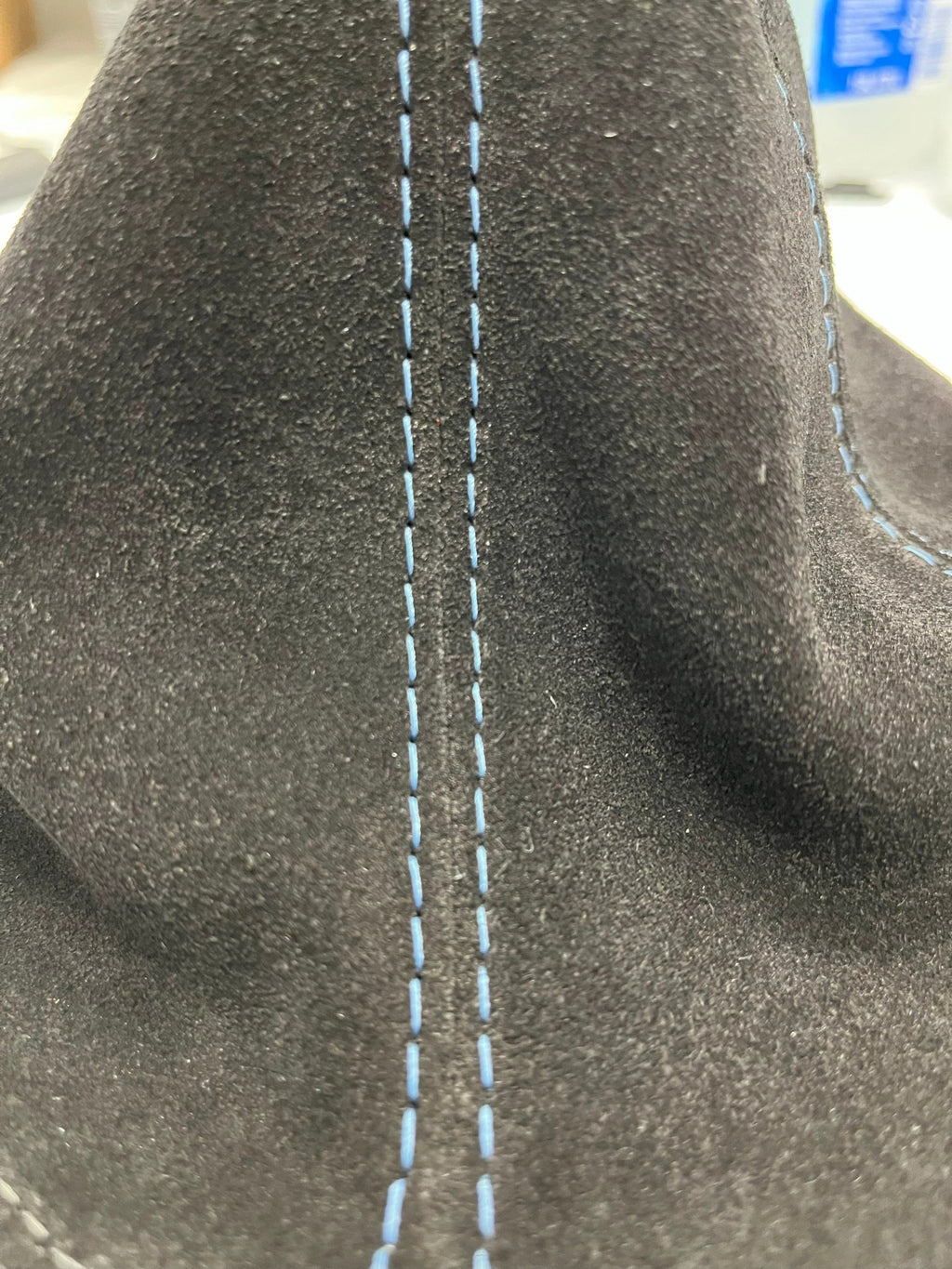 For 2004-2005-2006 Pontiac GTO Genuine Suede Manual Shift Boot Cover In Black - Mi tienda